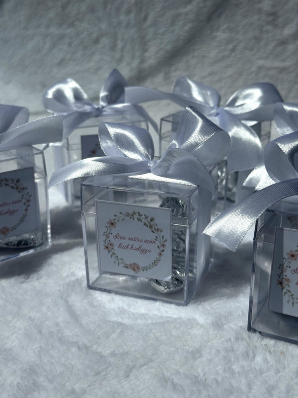 Floral Wedding Favor Cards – Personalized Chocolate – Design 2 — Chocoodad Baku