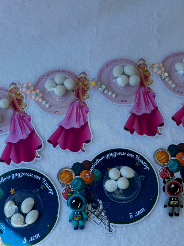 Princess Barbie & Astronaut 5th Birthday Favor Cards with Gifts attached – Personalized Chocolate — Chocoodad Baku