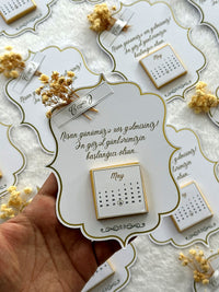 Dried Flower Engagement Favor Chocolate Cards – Personalized Chocolate — Chocoodad Baku