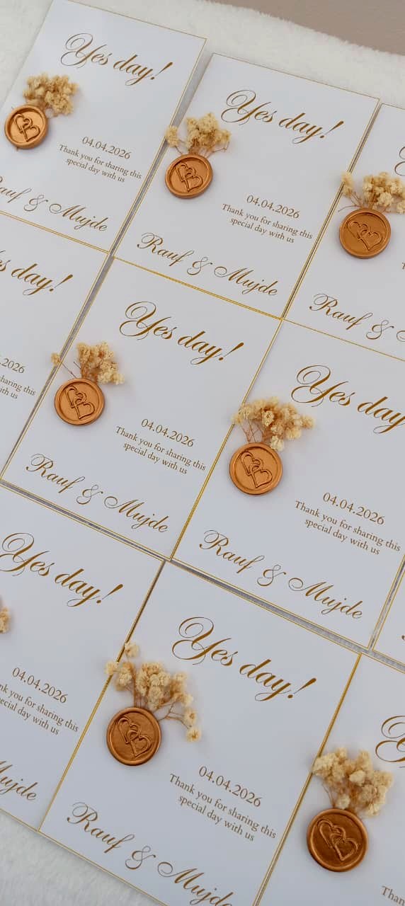 Engagement Cards with Dried Flowers — Chocoodad Baku