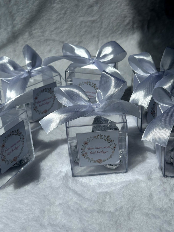 Floral Wedding Favor Cards – Personalized Chocolate – Design 2 — Chocoodad Baku