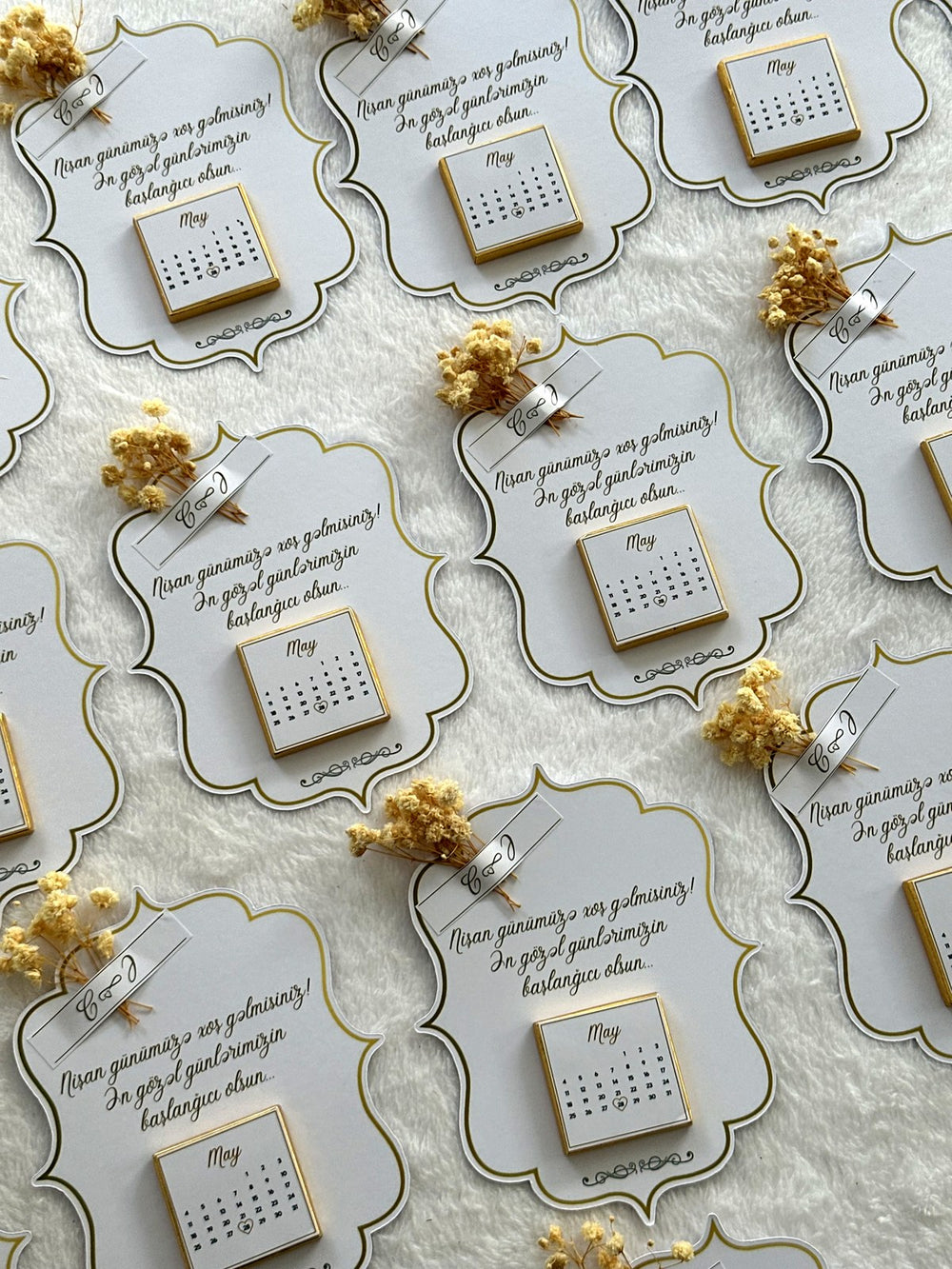 Dried Flower Engagement Favor Chocolate Cards – Personalized Chocolate — Chocoodad Baku