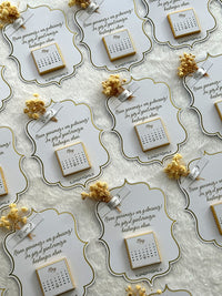 Dried Flower Engagement Favor Chocolate Cards – Personalized Chocolate — Chocoodad Baku