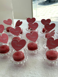 Engagement Macaroon Favors in red color — Chocoodad Baku