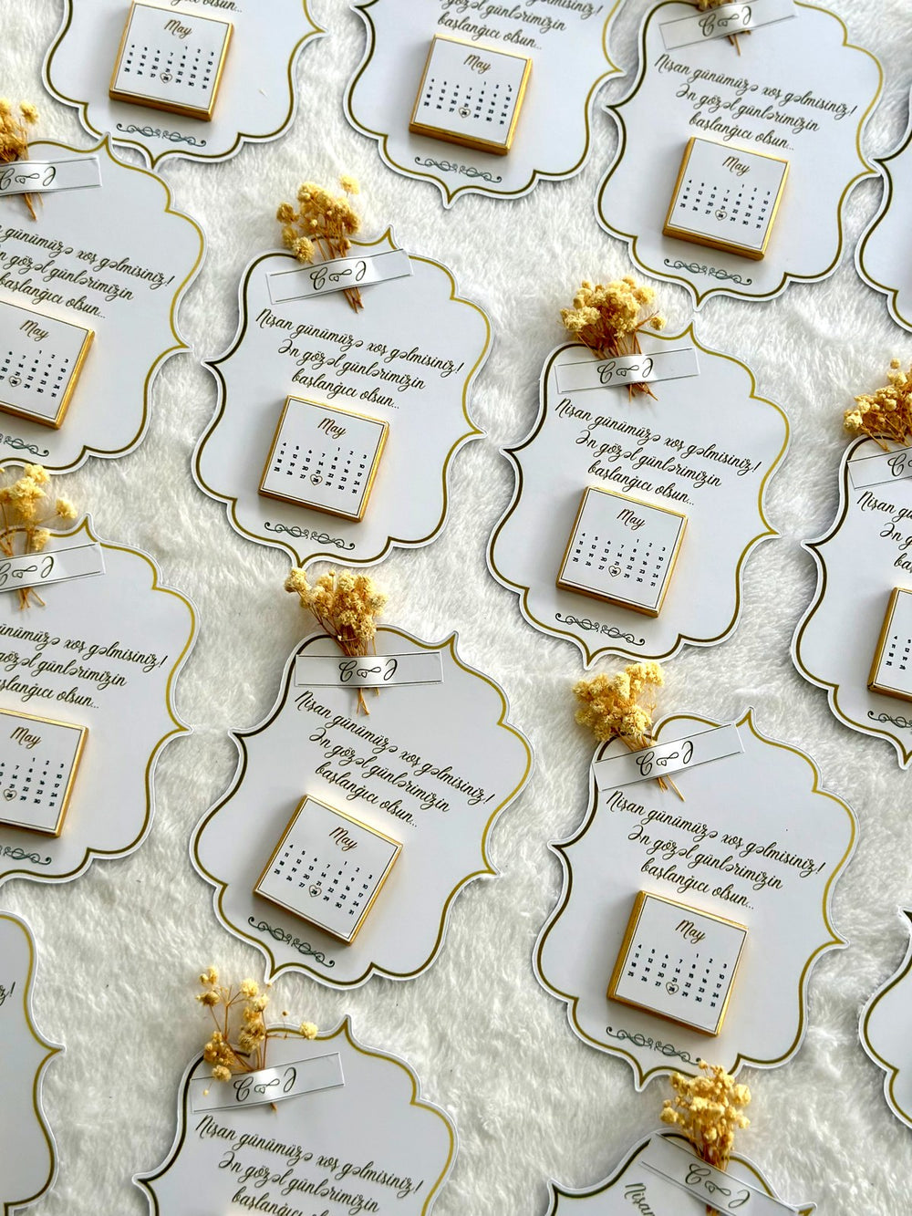 Dried Flower Engagement Favor Chocolate Cards – Personalized Chocolate — Chocoodad Baku