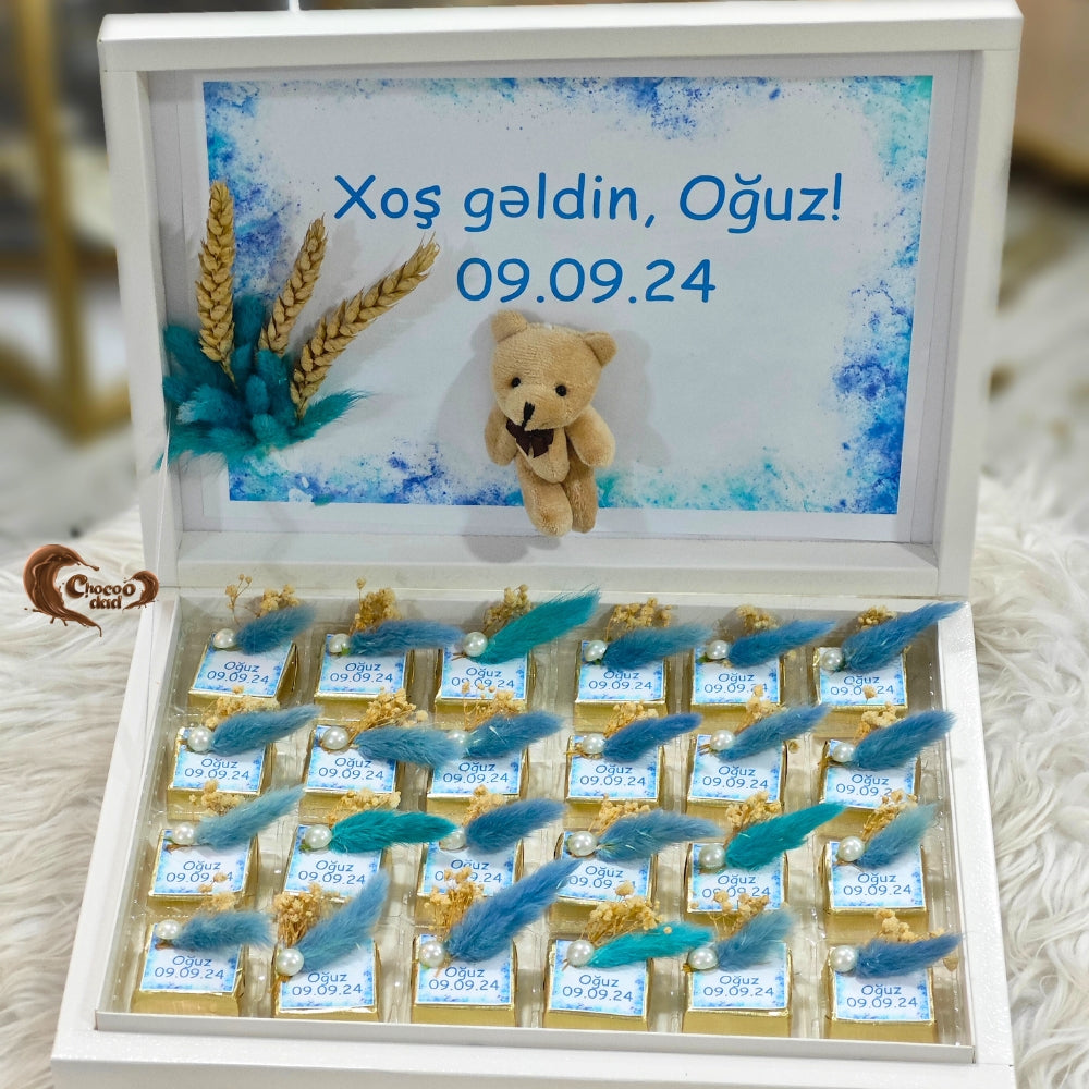"Welcome Baby" 24-Piece Chocolate Box with Teddy Bear Design