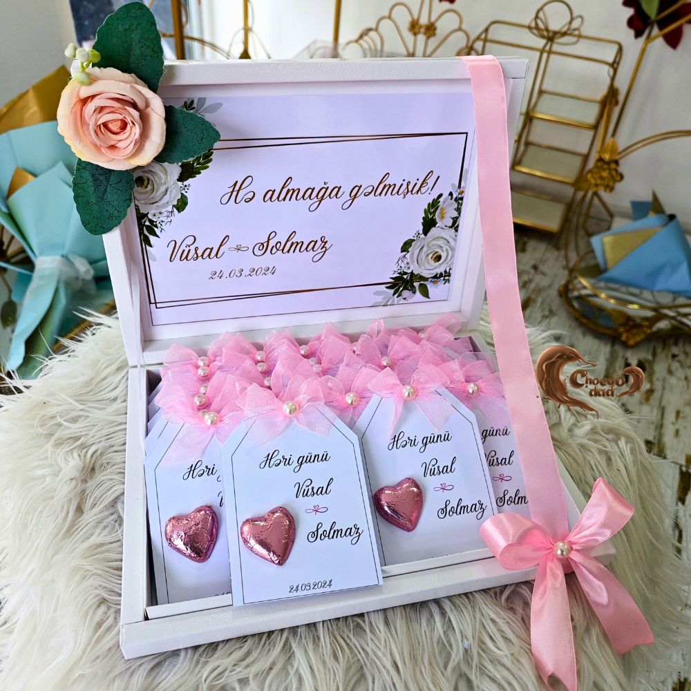 Yes Day – 24-Piece Pink Chocolate Cards and Box