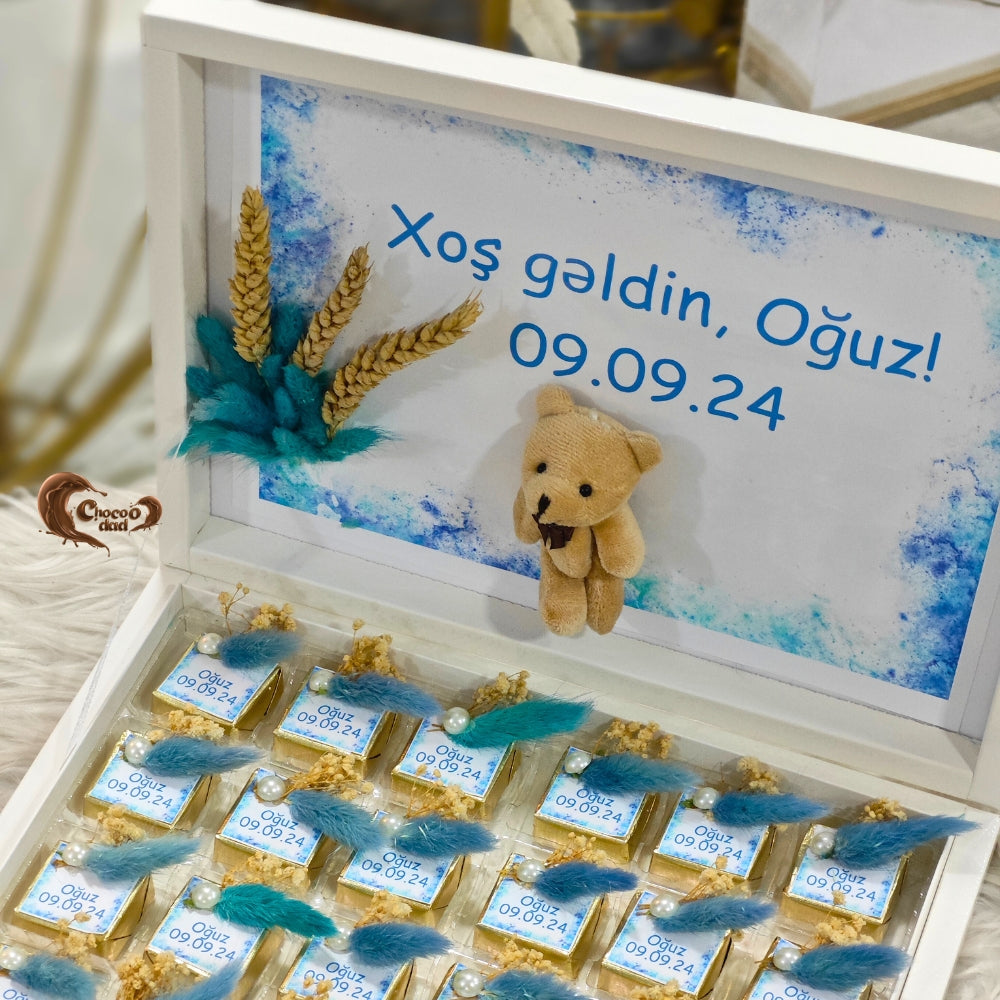 "Welcome Baby" 24-Piece Chocolate Box with Teddy Bear Design