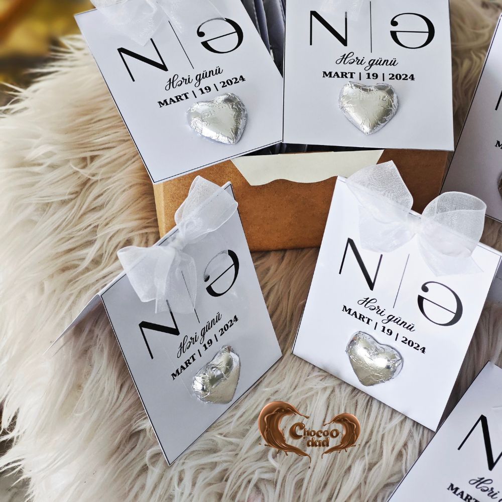 Create an unforgettable ambiance for your Yes Day with our beautifully decorated silver chocolate cards.