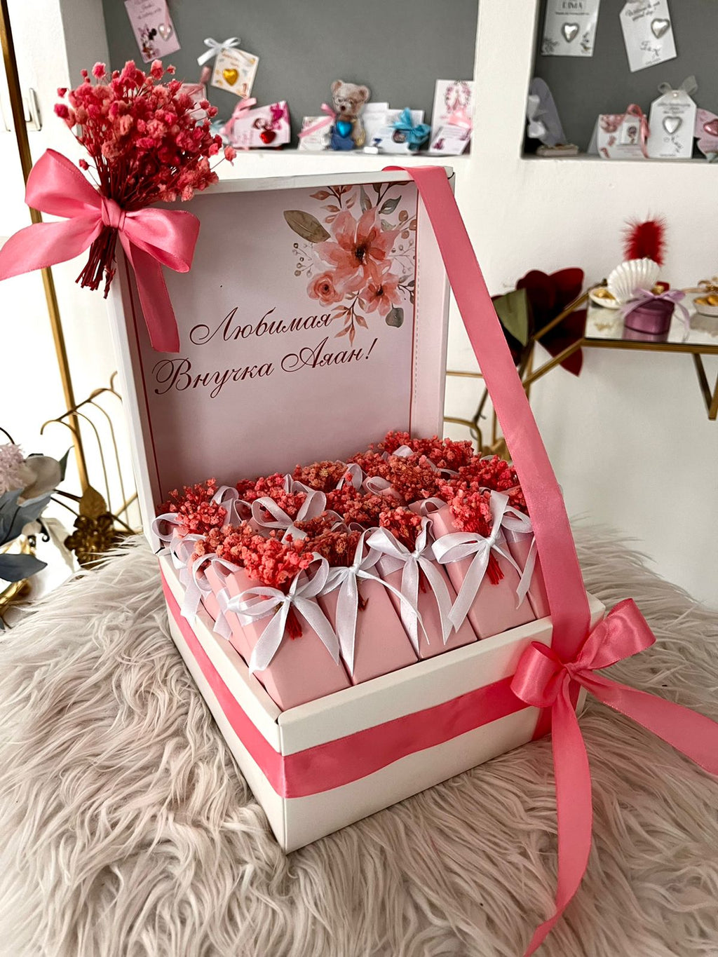 20-Piece Chocolate Gift Box for Your Lovely Daughter