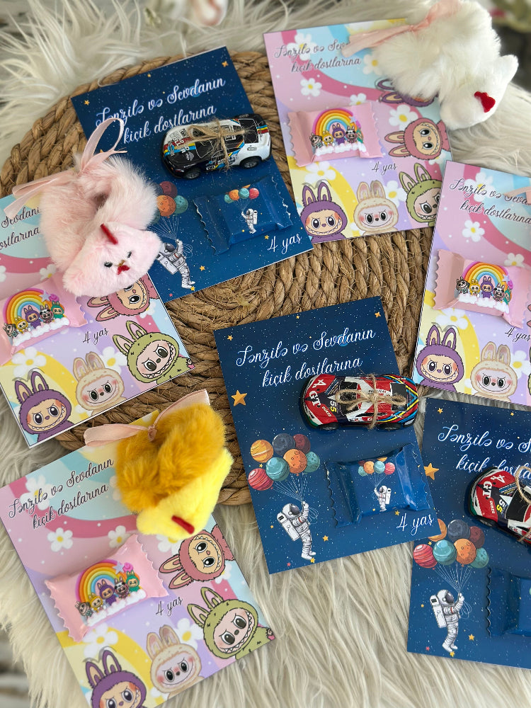 Personalized Birthday Favor Cards – Custom Boy Car Toy & Girl’s Labubu Hair Accessory Sets – Handcrafted Chocolate & Toy Gift Cards