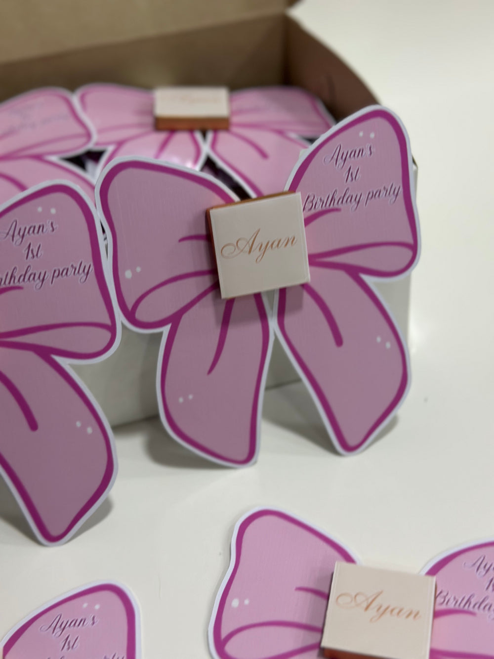 Pink Glitter Bow 1st Birthday Favour Card — Personalised Chocolate Gift — Chocoodad Baku
