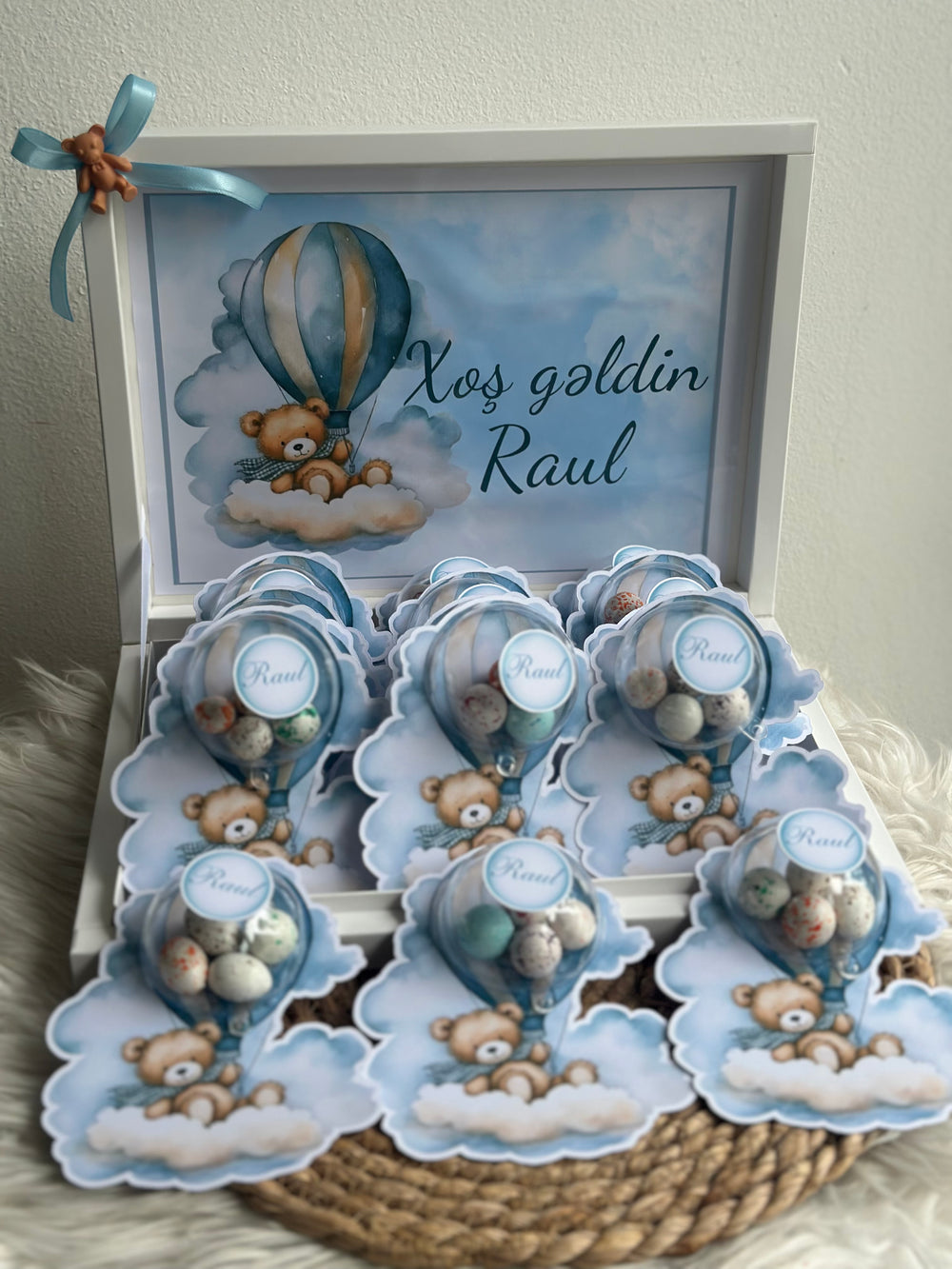 Teddy Bear Hot Air Balloon Baby Shower Bonbon Box — 24 Pieces with Display — Chocoodad Baku