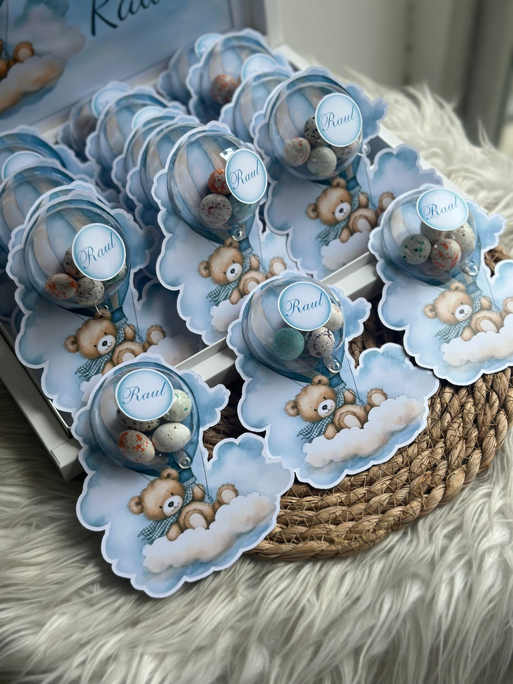Teddy Bear Hot Air Balloon Baby Shower Bonbon Box — 24 Pieces with Display — Chocoodad Baku