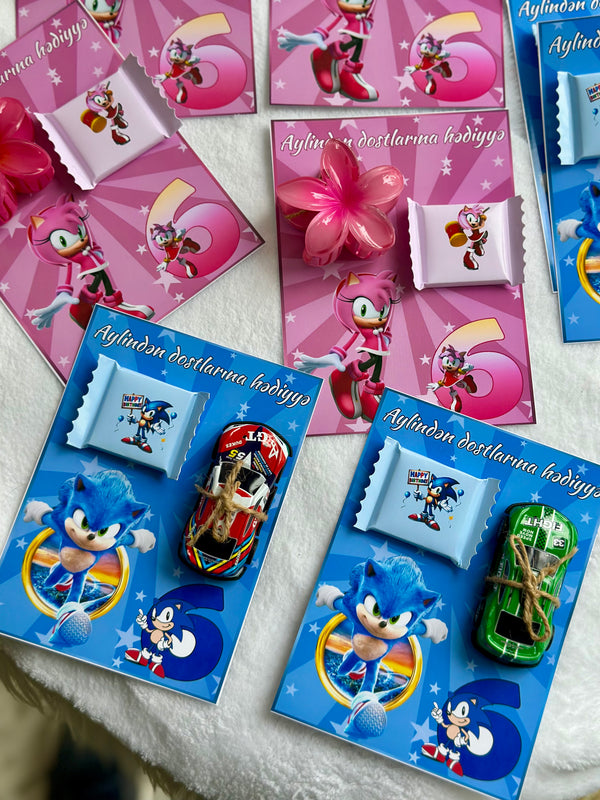Amy Rose & Sonic Birthday Accessory Card — Hair Clip & Car Toy Favour — Chocoodad Baku