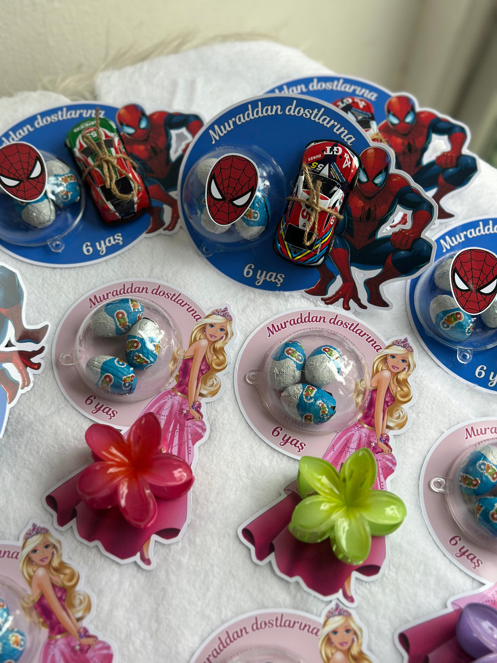 Barbie & Spiderman Birthday Favour Card — Flower Hair Clip & Bonbon — Chocoodad Baku