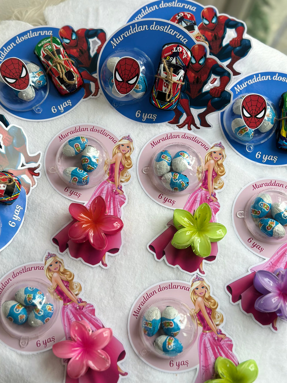 Barbie & Spiderman Birthday Favour Card — Flower Hair Clip & Bonbon — Chocoodad Baku