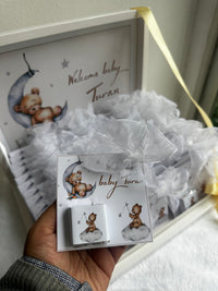 Teddy Bear Moon Shadow Box Newborn Gift — 24 Organza Chocolate Cards — Chocoodad Baku