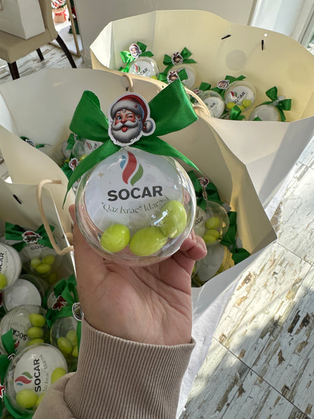 SOCAR şirkəti üçün korporativ yeni ilə aid badam drajeli şokolad paylamalıq