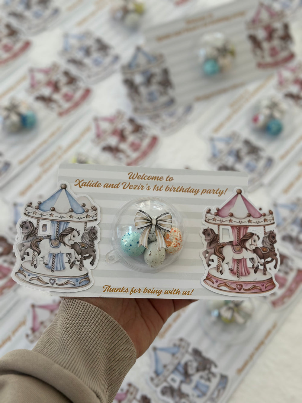 Vintage Carousel Twins 1st Birthday Favour Card — Bonbon Dome Gift — Chocoodad Baku