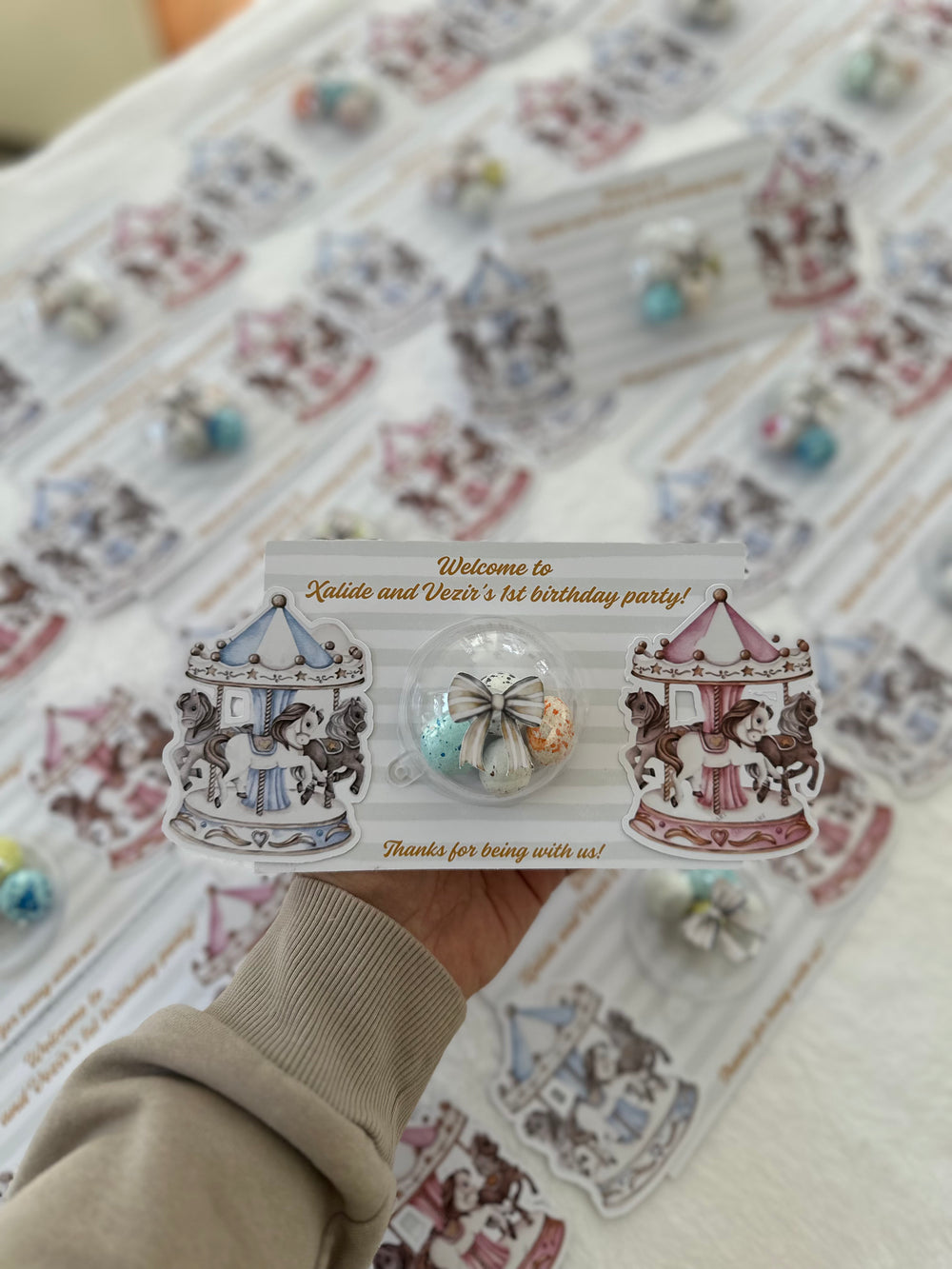 Vintage Carousel Twins 1st Birthday Favour Card — Bonbon Dome Gift — Chocoodad Baku