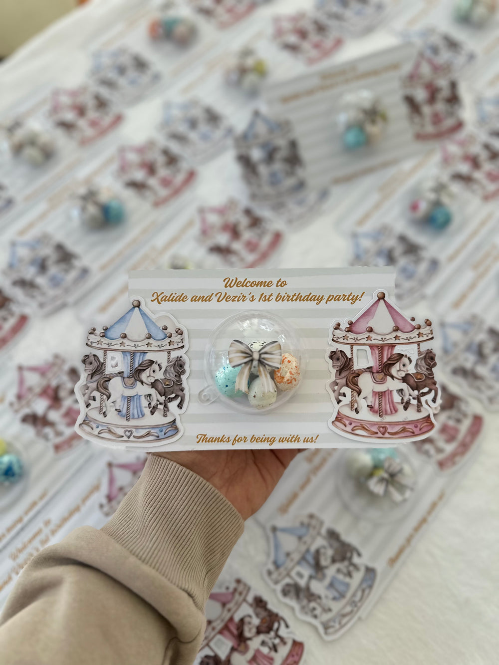 Vintage Carousel Twins 1st Birthday Favour Card — Bonbon Dome Gift — Chocoodad Baku