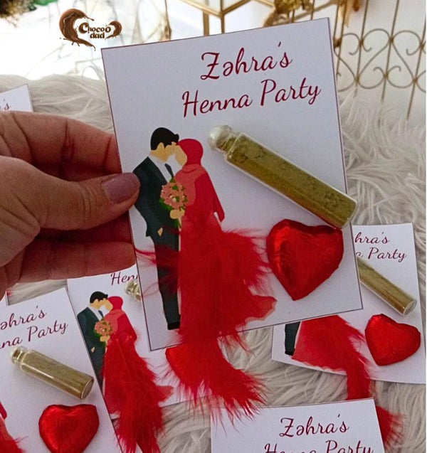 Make your henna party unforgettable with our elegant red-themed chocolate cards! 🌹🍫 Crafted with creamy, delicious milky chocolate, these cards feature a unique henna bottle design and can be personalized with names for a truly special touch. 🎁✨ Perfect for party favors, adding sweetness and charm to your celebration. Ideal for traditional and modern henna nights! 🌟