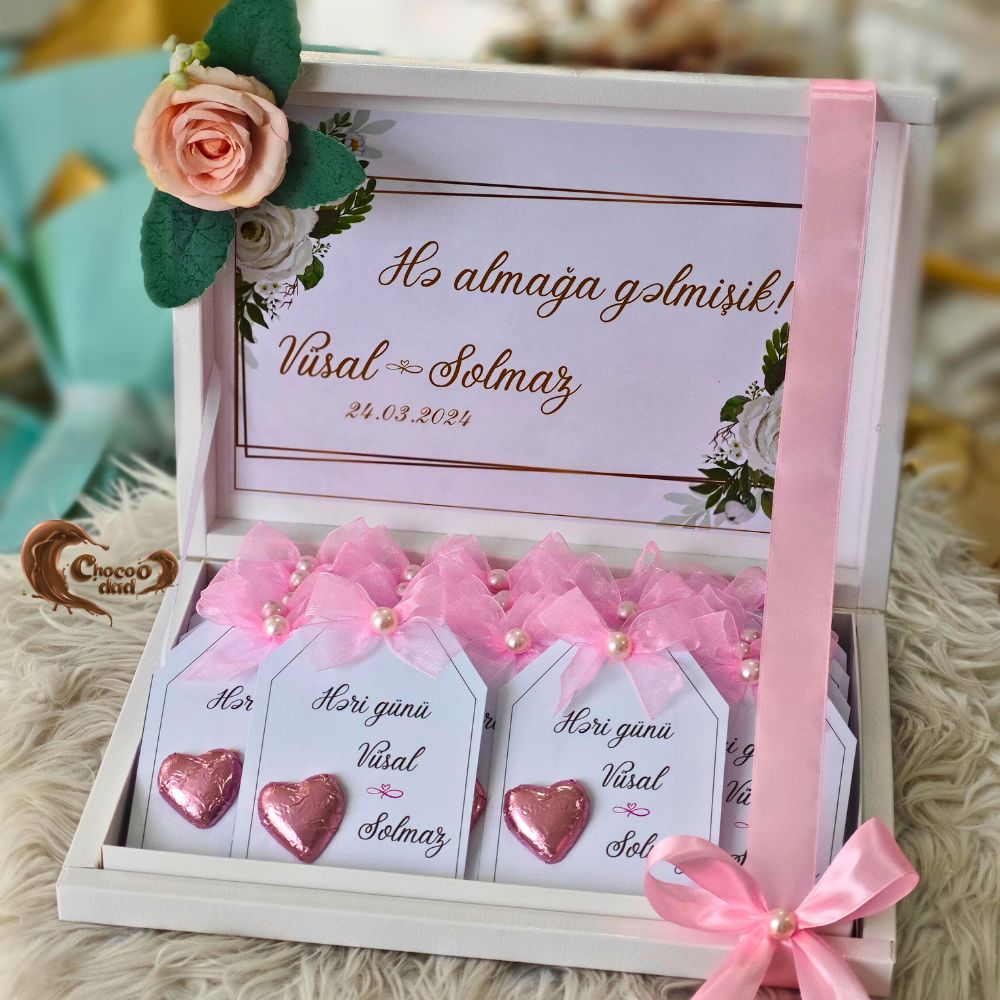 Pink-Themed Premium Chocolates
🍫 Crafted with Belgian Milk Chocolate
🎨 Personalized Messages and Custom Designs Included