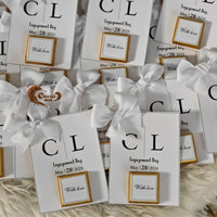 These engagement favors are the ideal way to thank your guests while adding a touch of elegance to your special day! 