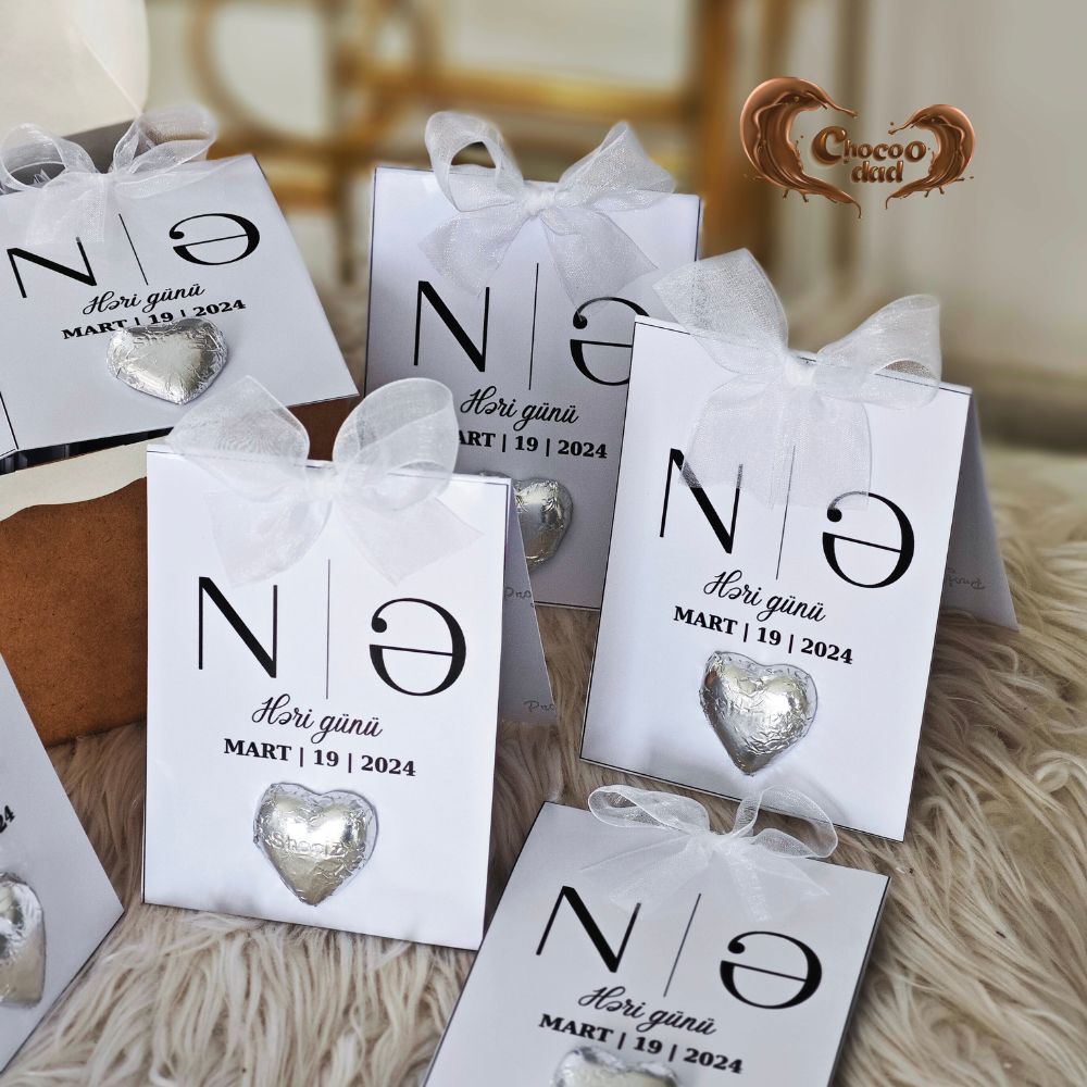 Transform your Yes Day into a stunning event with these elegant and flavorful chocolate cards, perfect for making your guests feel appreciated and sweetening the moment.