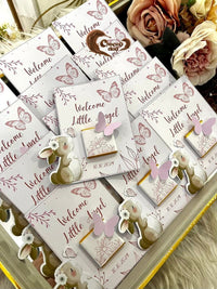 Welcome the little bundle of joy with our adorable bunny-designed chocolate cards! 🐰🍫 Made with high-quality premium chocolate, these cards are a sweet and charming way to celebrate the arrival of a baby. Perfect for baby showers, hospital visits, or as thoughtful gifts for loved ones.