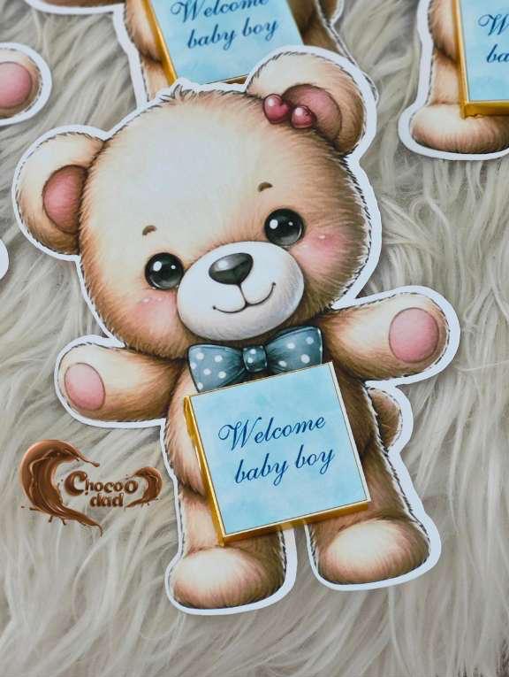 Welcome the little one with our adorable teddy bear-designed chocolate cards! 🧸🍫 Made with high-class premium milky Belgian chocolates, these cards are the perfect way to celebrate the arrival of a baby. Their rich, creamy taste and charming design make them an unforgettable gift for baby showers, hospital visits, or family gatherings. 💙✨ Personalize them with custom designs or messages to make your gift even more special. 🎁