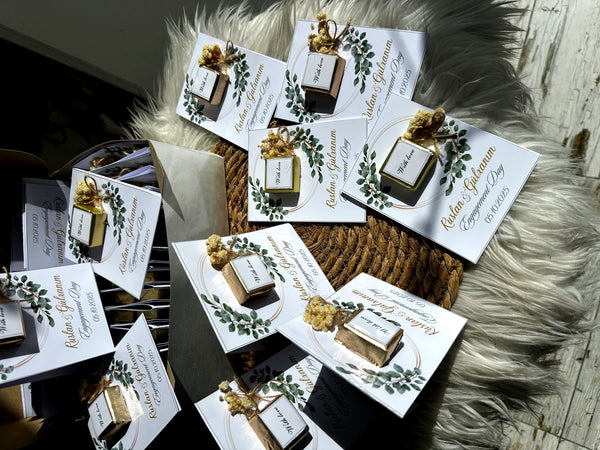 Engagement Favour Card — Gold Chocolate & Dried Flower — Chocoodad Baku