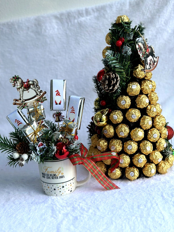 Ferrero Rocher yeni il şokolad ağacı – şam və şarlarla