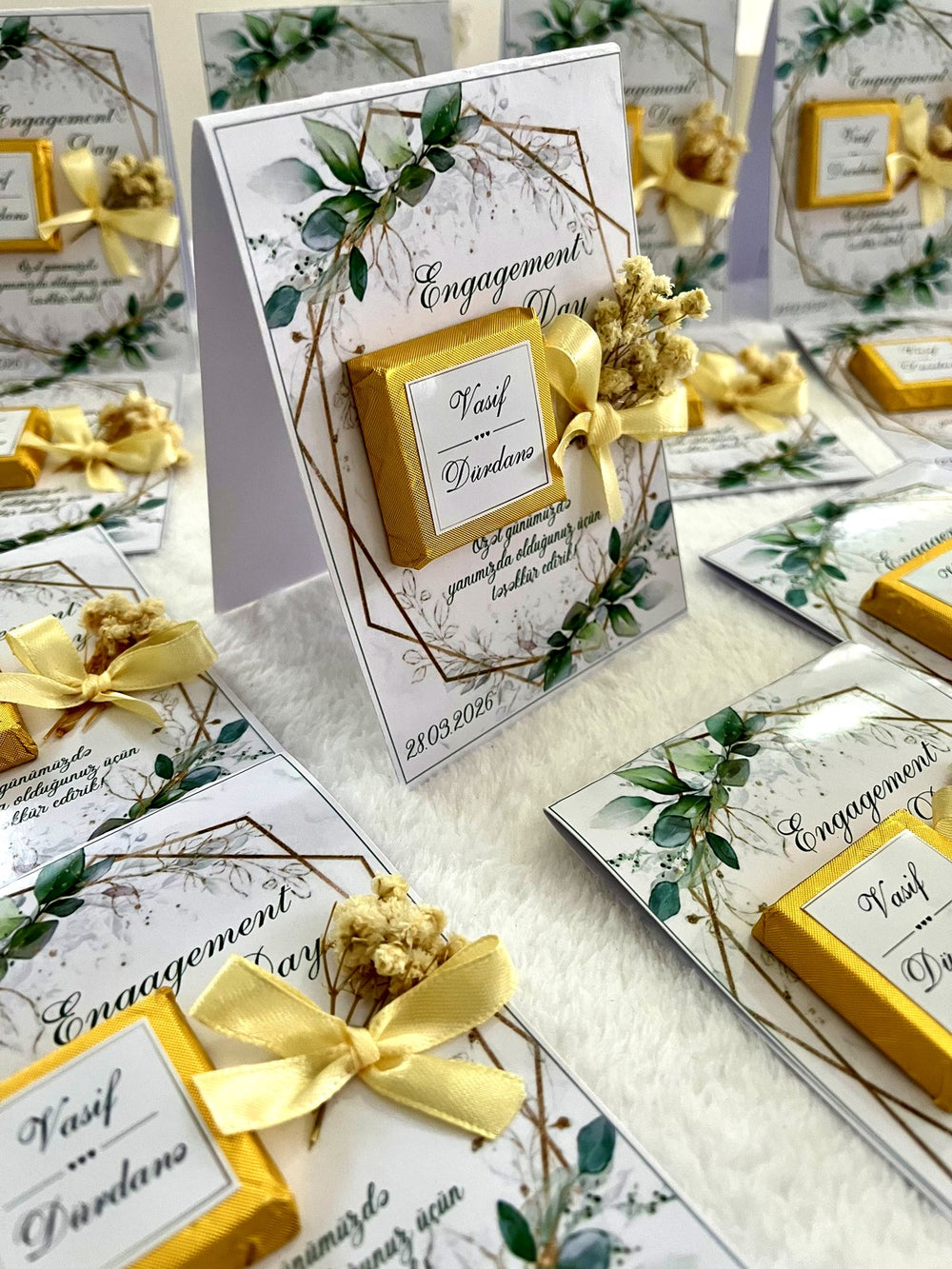 Gold Geometric Greenery Engagement Chocolate Favor Cards with Dried Flowers — Chocodad Baku