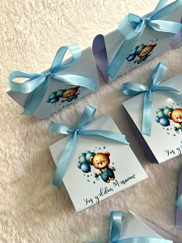 Teddy with Balloons Welcome Baby Pyramid Chocolate Favor with Blue Ribbon — Chocodad Baku
