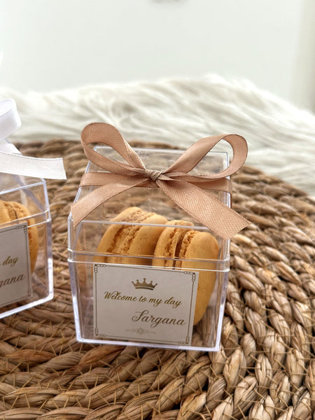 Two-Piece Macaron Favor Box with Cream Satin Bow — Chocoodad Baku
