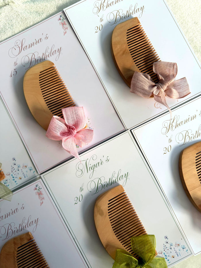 Wooden Comb Birthday Favor Cards with Organza Bow — Chocoodad Baku