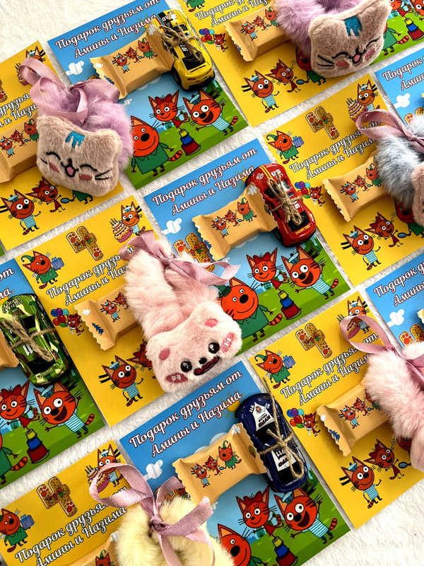Three Cats Birthday Favor Cards with Plush Hair Tie and Toy Car — Chocodad Baku