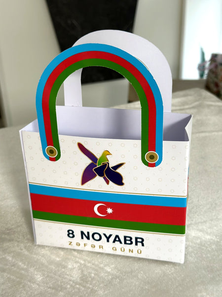 Bayraqlı Zəfər Günü çanta qutusu