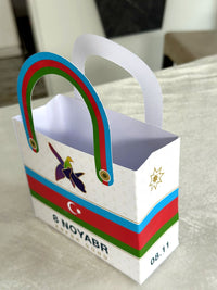 Bayraqlı Zəfər Günü çanta qutusu