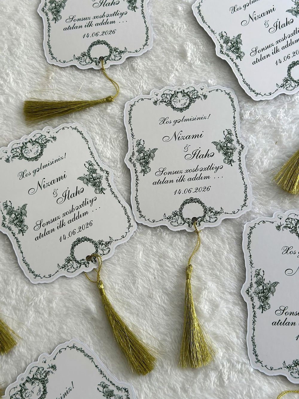 Green Floral Frame Wedding Favor Cards with Gold Tassel — Chocodad Baku