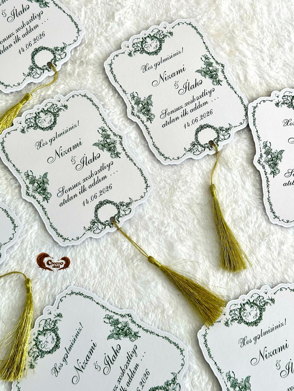 Green Floral Frame Wedding Favor Cards with Gold Tassel — Chocodad Baku