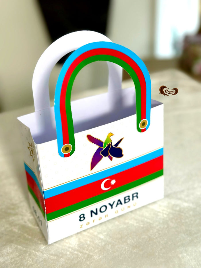 Bayraqlı Zəfər Günü çanta qutusu
