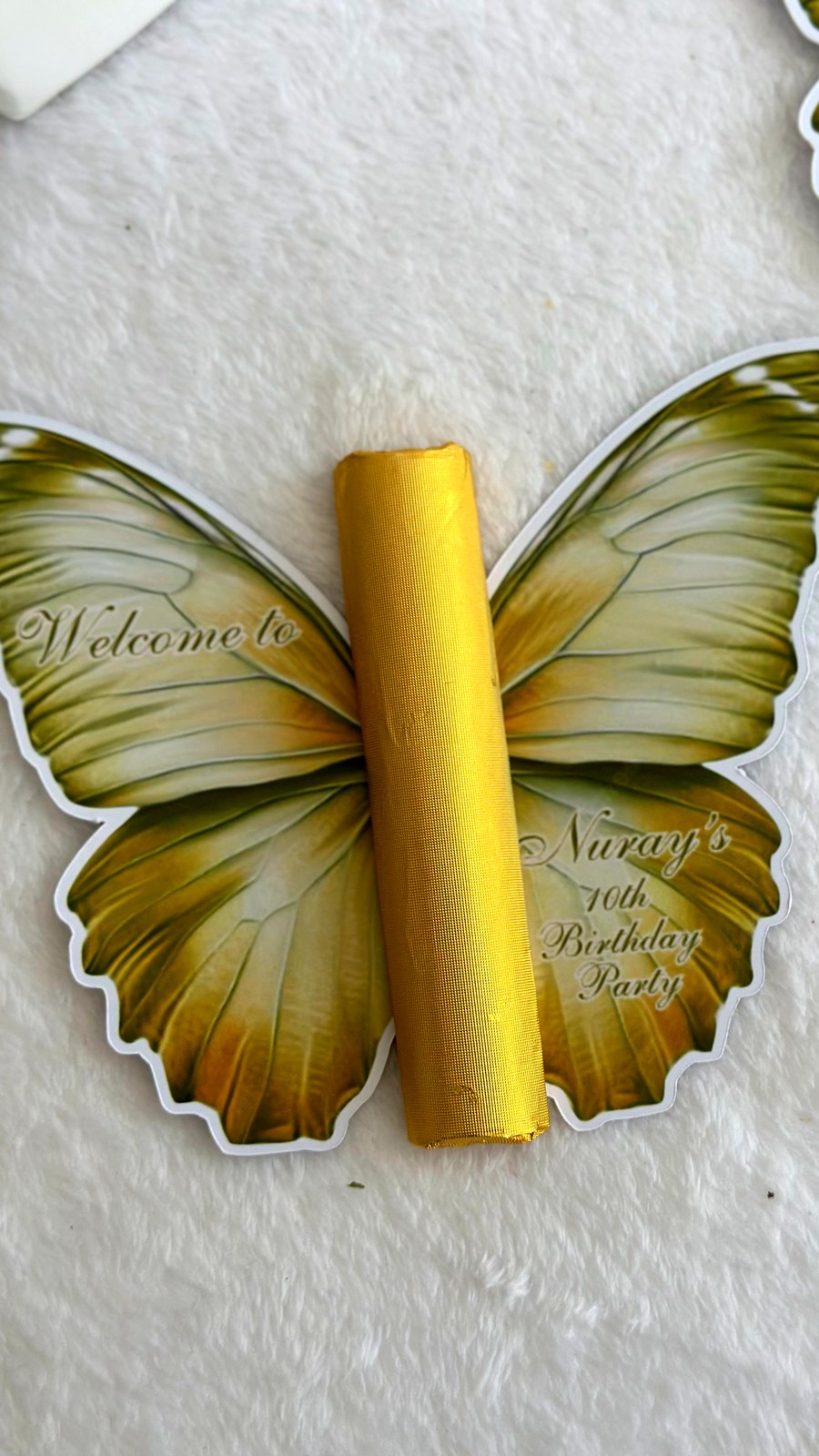 Olive Butterfly Birthday Party Favor Cards with Gold Chocolate Bar — Chocodad Baku