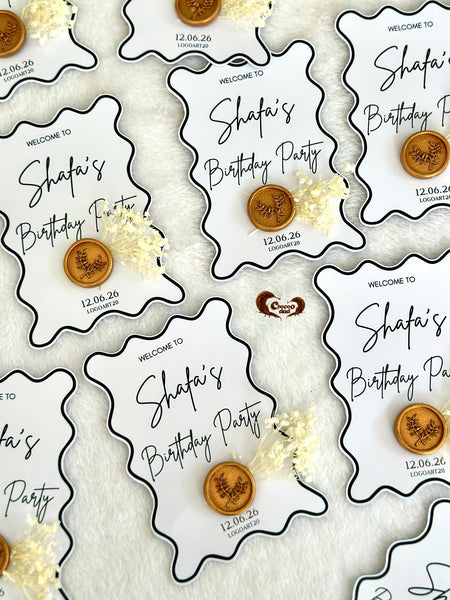 Wavy Frame Birthday Party Favor Cards with Gold Stamp & Dried Flowers — Chocoodad Baku