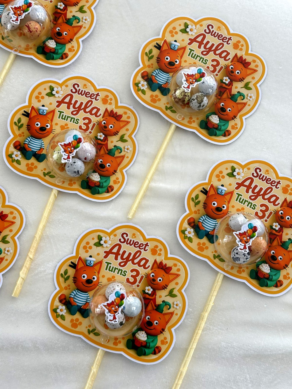 Kid-E-Cats Candy Dome Sticks with Chocolate Eggs — Chocodad Baku