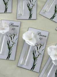White Flower Glass Afroditia Parfume Favor Cards — Chocodad Baku