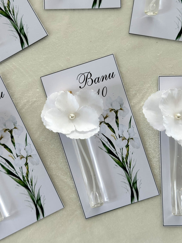 White Flower Glass Afroditia Parfume Favor Cards — Chocodad Baku