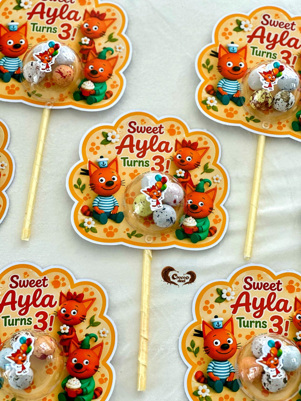 Kid-E-Cats Candy Dome Sticks with Chocolate Eggs — Chocodad Baku